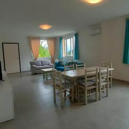 Casa Al Castello Fra Mare E Storia Semesterbostad